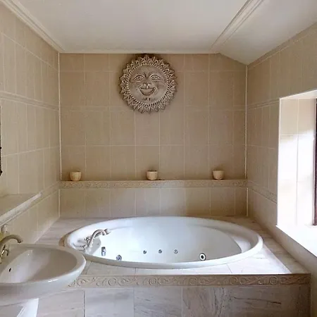 Shambhala Centrum Campsite Lucka