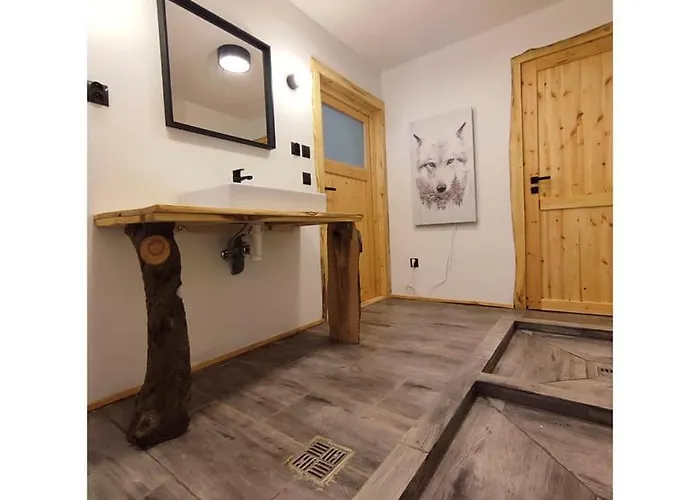 营地 Shambhala Centrum Lucka