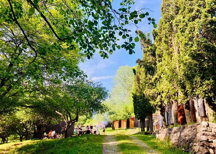 营地 Shambhala Centrum *